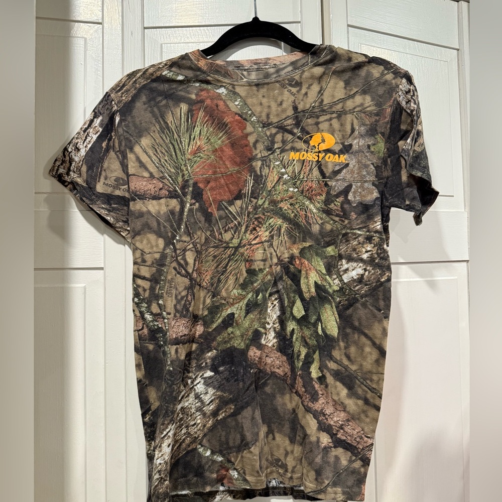 Mossy Oak Camo top‎ size small NWOT
